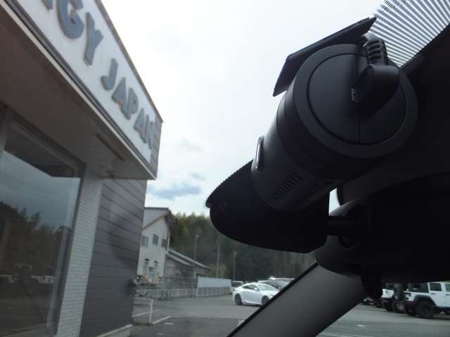 ドライブレコーダー