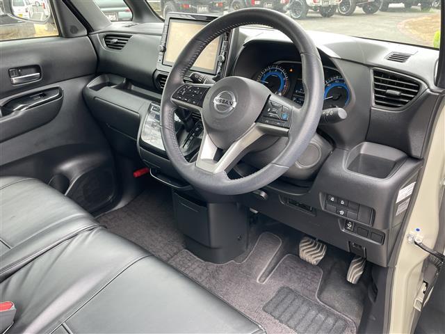 ★当社は、新車、中古車注文販売、整備、車検、修理板金、塗装、買い取り、ボディーコーティング加工、各種ドレスアップパーツに至るまで、幅広く行っています★