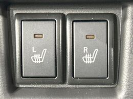 【シートヒーター】寒い日に重宝するシートヒーター！エアコンより早く温まってくれるので寒がりの人も安心ですね♪エアコンの温風は乾燥するから苦手、という方にもをおすすめです。