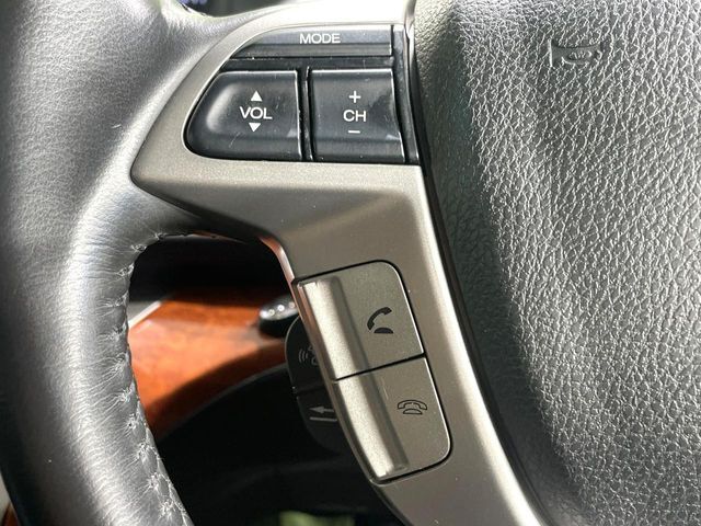 【ステアリングスイッチ】運転中、前方から目線をそらすことなく、オーディオ等の操作が可能な便利機能！安心＆快適なドライブを演出してくれます♪
