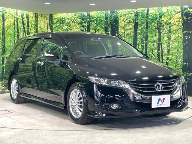 大好評のボディコーティング「弾スプラッシュコート」もご納車までに施工可能。通常のガラスコートと異なる、耐久年数6年の無機質ガラスコーティングが、ボディをキレイな状態に保ってくれます。