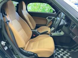 「この車の写真をもっと見たい」「状態が気になる」「この装備はついている？」どんな小さな疑問でもお気軽にお問い合わせください！