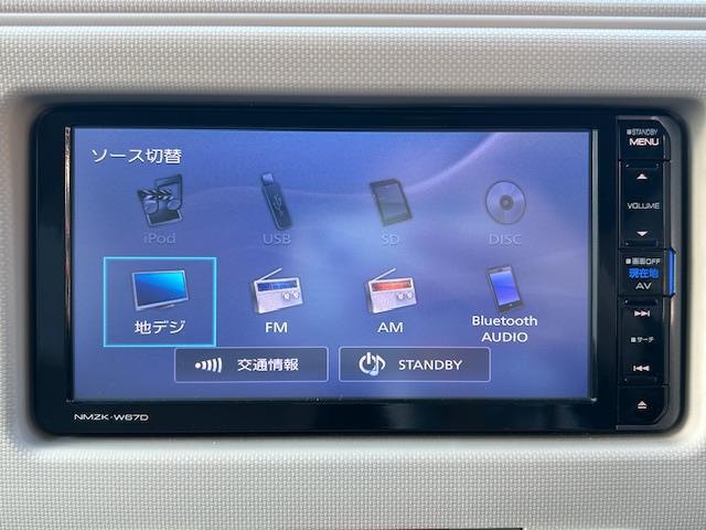 【純正ナビ】運転がさらに楽しくなりますね！！　　◆DVD再生可能◆フルセグTV◆Bluetooth機能◆ミュージックサーバー