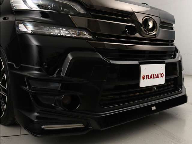 TRD製のエアロによって格好良くカスタムされています♪