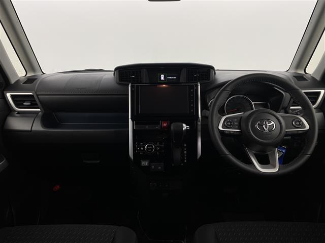 【インパネ全体】全方位で視界が広く、高い目線で運転もしやすいです！