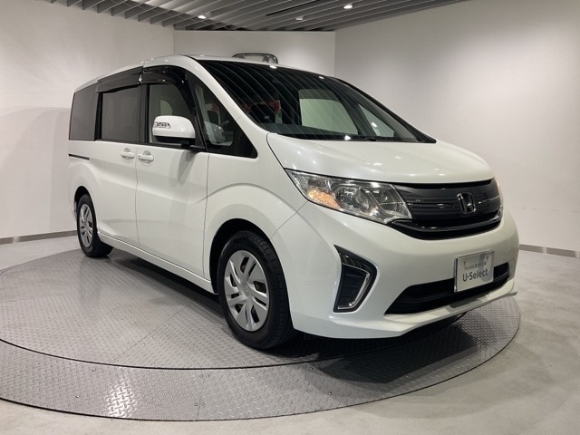 弊社は、車両本体価格に、整備代金が含まれております。納車時までにホンダの整備士がしっかりと点検整備をさせていただいておりますので、ご安心してお買い求めしていただけます。