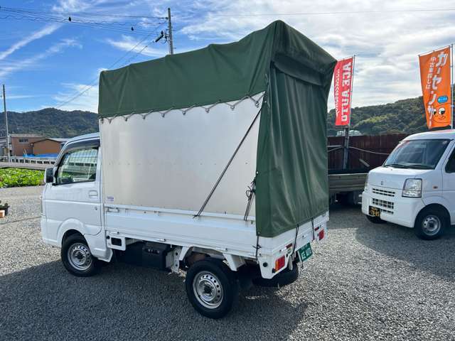 当社は和歌山管轄での登録費用・店頭納車コミの総額表示です！！　　　他府県登録・陸送ももちろん可能です！！　登録費用や陸送費用などご不明な点やご心配な事はどんな事でもお気軽にお問合せ下さいませ☆