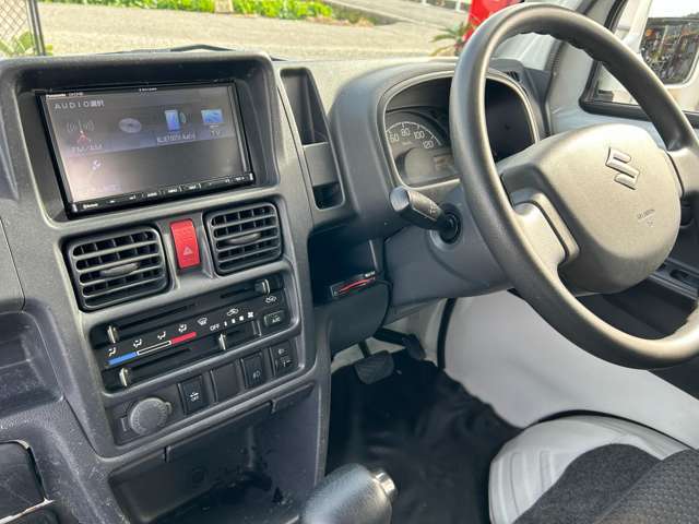 全国御納車可能です！！　お住まいの地域を仰って頂ければ陸送費用お見積もり致します！！