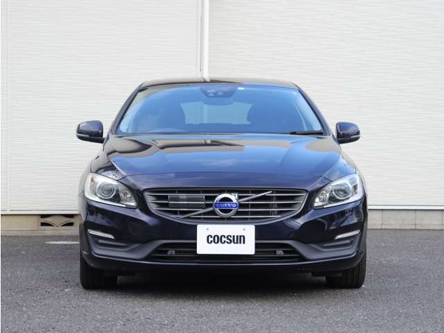 ボルボの販売から整備、買取、部品販売、カスタマイズに至るまで様々なサービスをお届けしています。