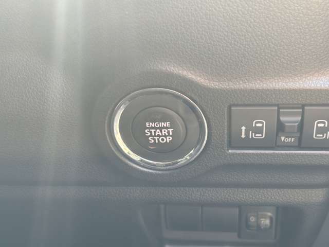 大量仕入＋大量販売【大量一括仕入れによるコスト削減】【大量販売だからできる薄利多売方式】【効率的なシステム化で最少人数のスタッフで運営し人件費低減】で低価格を実現しました！