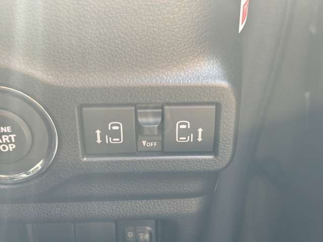 大量仕入＋大量販売【大量一括仕入れによるコスト削減】【大量販売だからできる薄利多売方式】【効率的なシステム化で最少人数のスタッフで運営し人件費低減】で低価格を実現しました！