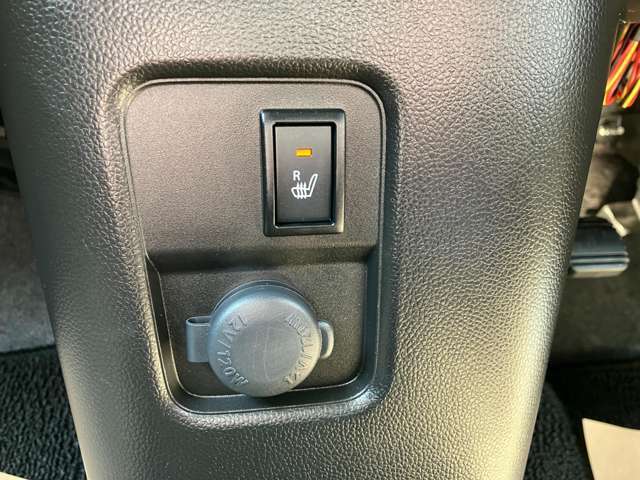 ◆リアシートヒーター/電源ソケット◆