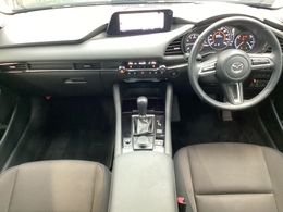 細部まで作り込まれた造形美！毎日でも運転して『人馬一体』を楽しみたくなります。是非、クルマに触れてその質感を味わってください。