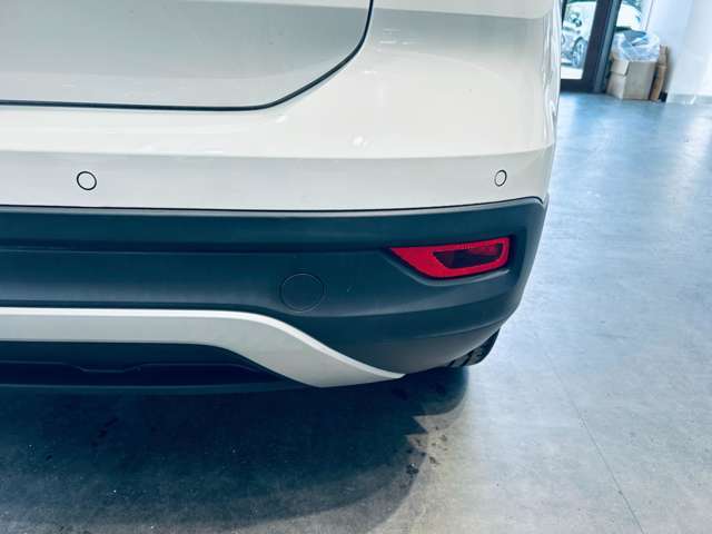 【排気口】『外装：排気口/マフラー周辺』の画像になります。写真の内容に関してご不明点、ご質問等がございましたらお気軽にガリバー店舗までお問い合わせください。