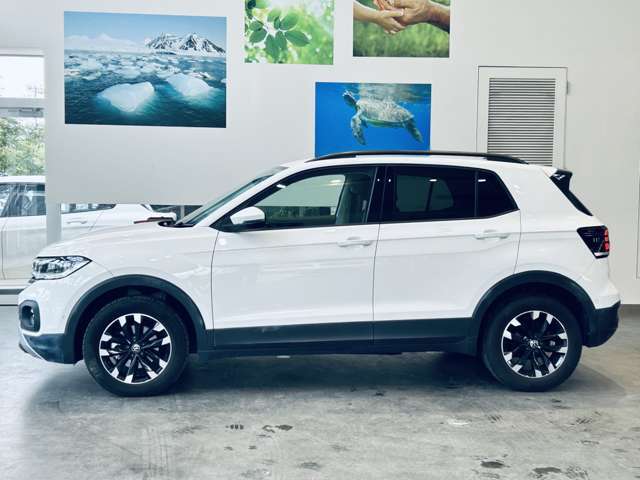 【左】『外装；左側』の画像になります。写真の内容に関してご不明点、ご質問等がございましたらお気軽にガリバー店舗までお問い合わせください。