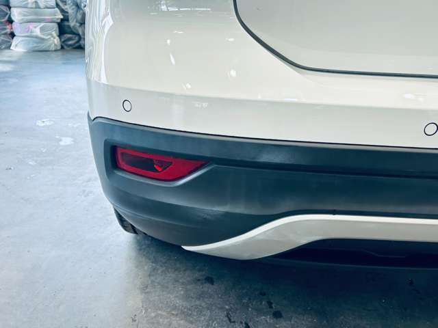 【ライト・ランプ】『ライト/ランプ周辺』の画像になります。写真の内容に関してご不明点、ご質問等がございましたらお気軽にガリバー店舗までお問い合わせください。