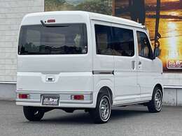 Bratは全国ガリバー店舗を運営する東証プライム上場の「IDOMグループ」が運営するSUV、自社カスタムを施したカスタムカーを専門として販売しております。