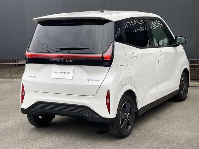 ☆新車保証☆（初度登録から5年もしくは10万キロのどちらか早い方まで）を継承させていただきますので、長く安心してお乗り頂けますよ☆もちろん全国の日産ディーラーで対応可能です詳しくはスタッフまで