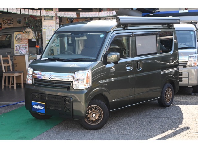 【軽キャン仕様】今流行りの車中泊にぴったりです☆シートを倒してマットレスを引くことで快適に車中泊を行えます。収納も豊富にございます。