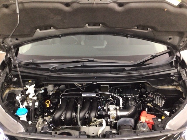 【ピカピカクリーニング】ボディ廻りはもちろん室内・シート・エンジンルーム・トランクルームなど隅々まで専門スタッフが徹底的にクリーニングし磨き上げました☆綺麗なお車で快適なドライブをお楽しみ下さい