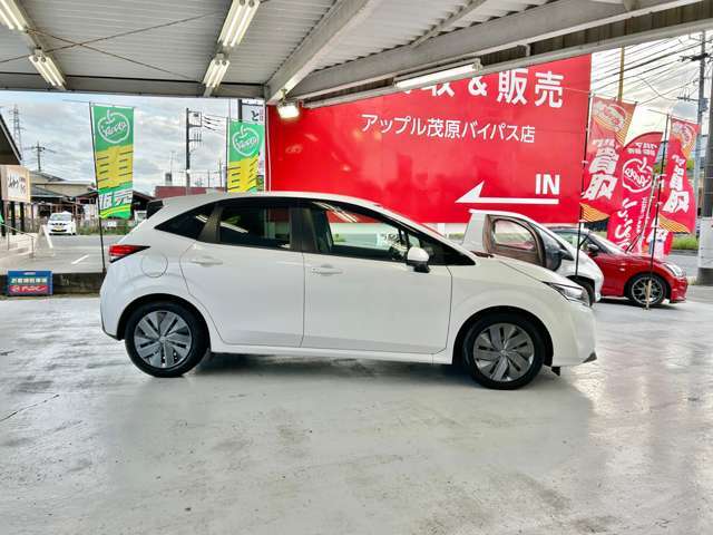 【納車期間】書類がそろい次第手続きに入らせて頂きます。普通車と軽自動車は納車期間が変わって来てしまいます。（普通車）納車期間2週間・3週間前後　（軽自動車）納車期間1週間半・2週間前後