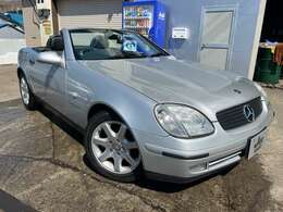 オリジナル車両の綺麗なSLK230・コンプレッ車両の綺麗なSLK230・コンプレッサー入庫しました♪電動オープン、ブラックレザーシート、ETC、ドライブレコーダー等装備も充実した1台です！