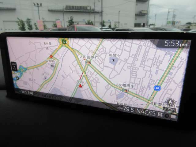 ★ナビ画面のアップ写真です。純正ですのでスイッチが大きく操作がしやすいです。