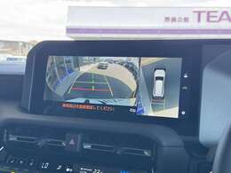 【全周囲カメラ】全周囲カメラがついているので駐車が苦手の方でも安心して後退可能です！ガイドラインも表示されます！クリアランスソナーと合わせて、カメラ映像と音で周囲を確認しながら駐車が可能です！