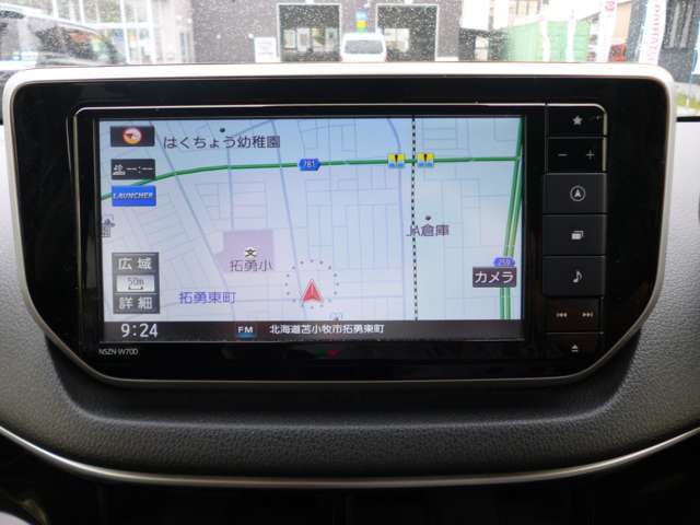 ナビ装着車となっておりますので、ドライブなども迷わずに目的地に行けますね♪