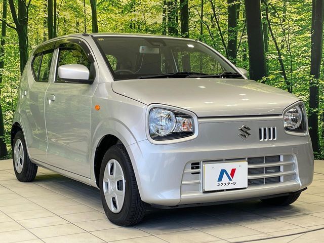 大好評のボディコーティング「弾スプラッシュコート」もご納車までに施工可能。通常のガラスコートと異なる、耐久年数6年の無機質ガラスコーティングが、ボディをキレイな状態に保ってくれます。