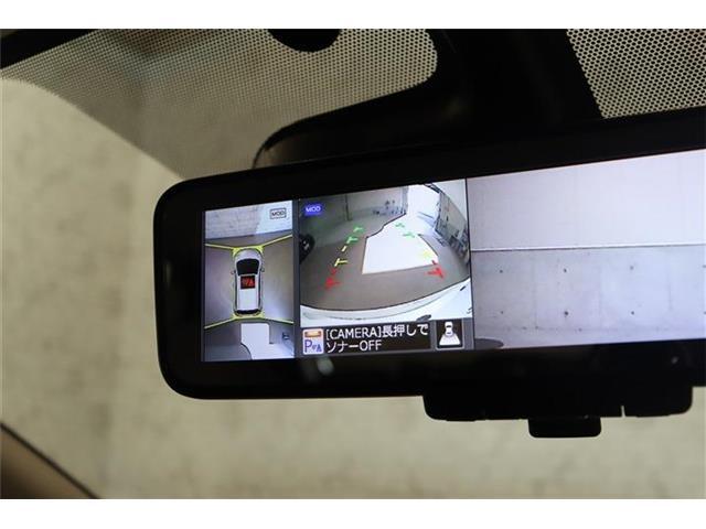 真上からの視点で車を見ることが出来る全方位カメラ機能付き！