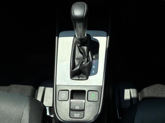 国産車から輸入車まで多様なお客様のニーズのお応えできるように、全国規模で豊富な在庫展開！車のことならWECARSへ！