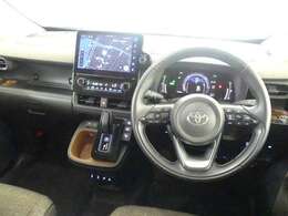 見通しのよいすっきりとした視界で、誰でも運転しやすいです。運転のしやすさは疲れにくさにも繋がりますよ♪