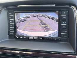 ◆【バックモニター】後ろのカメラの映像をモニターに映し出すことができます！後方の見えない死角や、障害物との距離感をしっかり確認することができます！駐車が苦手な方におすすめです。