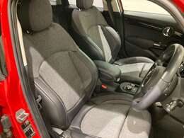 国道246号線沿い、南町田グランベリーパーク駅すぐ。MINI NEXT 東名横浜/〒194-0004 東京都町田市鶴間5-18-1/TEL：042-788-8027