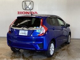 Honda認定中古車 U-Selectは3つの安心をお約束します。　1　Hondaのプロが整備した安心。 2　第三者機関がチェックした安心。　3　購入後もHondaが保証する安心。