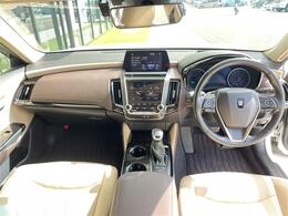 【インパネ全体】『インパネ全体』の画像になります。写真の内容に関してご不明点、ご質問等がございましたらお気軽にガリバー店舗までお問い合わせください。