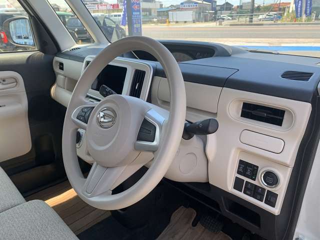 4WD☆スマートアシスト☆両側パワースライドドア☆スマートキー☆プッシュスタート☆オートリトラミラー☆エコアイドル☆ベンチシート☆純正ドアバイザー☆純正フロアマット☆ヘッドライトレベライザー☆試乗OK