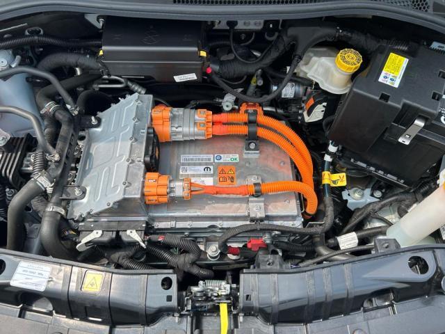 最大出力118ps（カタログ値）　バッテリー容量42kwh　車両が軽いのでキビキビと走ります