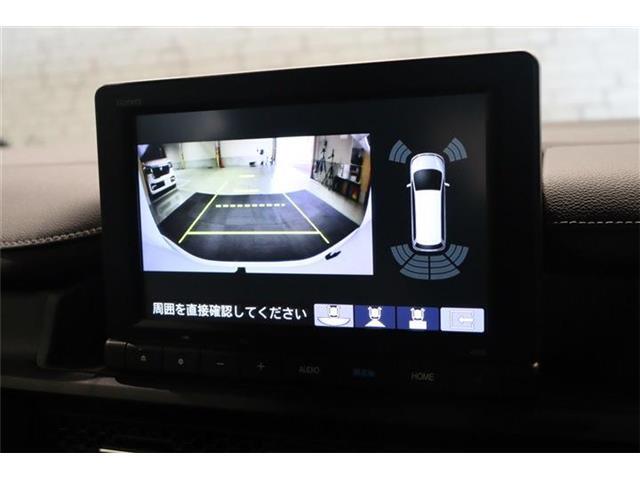 駐車が苦手な方も、そうでない方も、大変に便利なバックモニターを搭載しております！