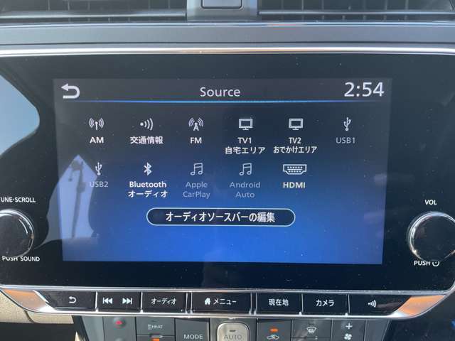 純正メモリーナビ付いています☆オーディオ類の機能も充実しています。