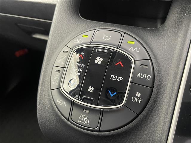 【運転席操作部】快適なドライブを楽しむための機能が装備されています！運転席から触れるので、使いやすいです！除菌プランいれていただくと、さらに清潔で安心していただけます！