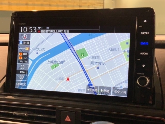 アップルカープレイ対応ギャザズナビ搭載です。知らない道も安心ですね！