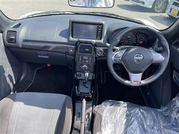 【インパネ全体】全方位で視界が広く、高い目線で運転もしやすいです！