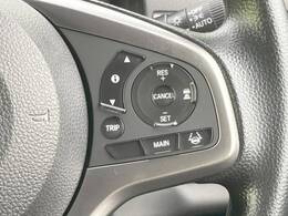 【アダプティブクルーズコントロール】高速道路での長距離走行が楽に！！自動で速度を保つクルーズコントロールが、衝突軽減システムと連携し、前方の車両を感知して車間を保つように速度調節してくれます！！