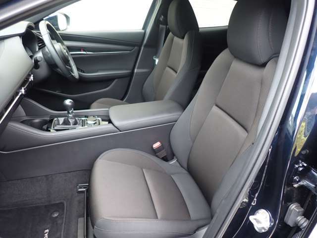 全国登録・お納車を実施しております。「納期は最短2日！」大手陸送会社との連携でご遠方のお客様にもスピードお納車が可能！ぜひ一度、WEST神戸垂水店にお見積もりのご依頼ください♪全力でお答えします！