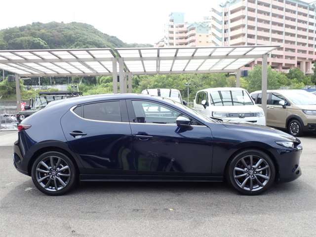 ★純正ナビゲーション　全方位モニター　前後ドライブレコ―ダー　ビルドインETC　HUD　レーダークルーズ　フルセグTV　bluetooth レーダーブレーキ　サイド/カーテンエアバッグ　6MT★