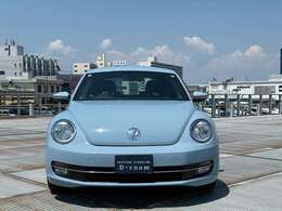 フロントに軽い修復歴がございます。綺麗に修理されており、見た目、走行には問題ありません！