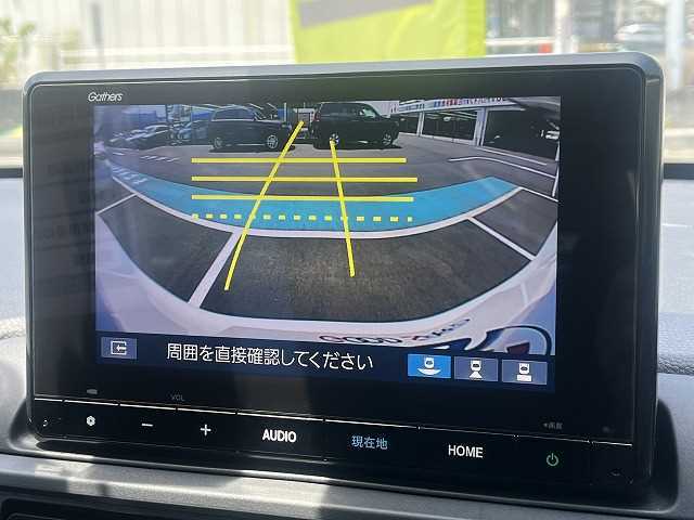 【バックカメラ】便利なバックカメラで安全確認もできます。駐車が苦手な方にもオススメな便利機能です。