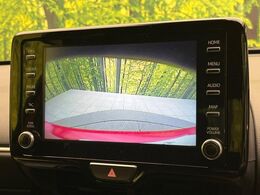 【バックカメラ】駐車時に後方がリアルタイム映像で確認できます。大型商業施設や立体駐車場での駐車時や、夜間のバック時に大活躍！運転スキルに関わらず、今や必須となった装備のひとつです！